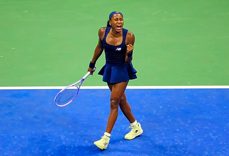 Tennis-Home favourite Gauff storms past Sonmez at US Open