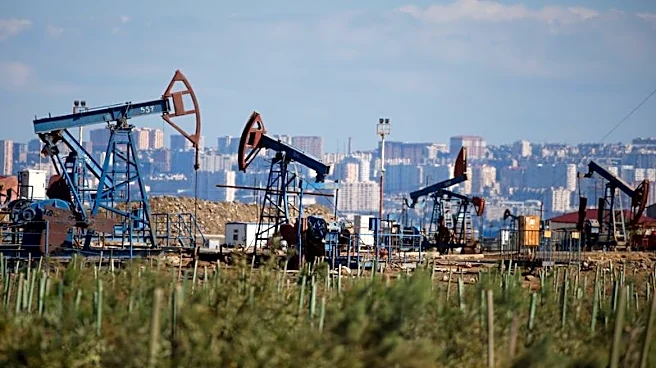 Oil prices steady as traders weigh supply risks