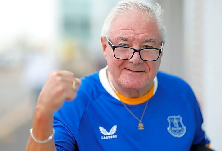 Soccer-Everton fan group questions club's decisions during transfer window