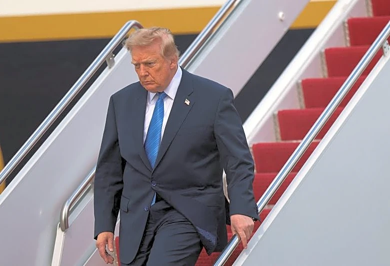 Trump to meet with travel industry CEOs on tourism push