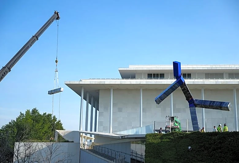 Kennedy Center removes 'Blue' sculpture as Trump presses on with Washington makeover