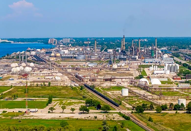 Oil edges down as investors weigh uncertainty over U.S.-Iran strikes