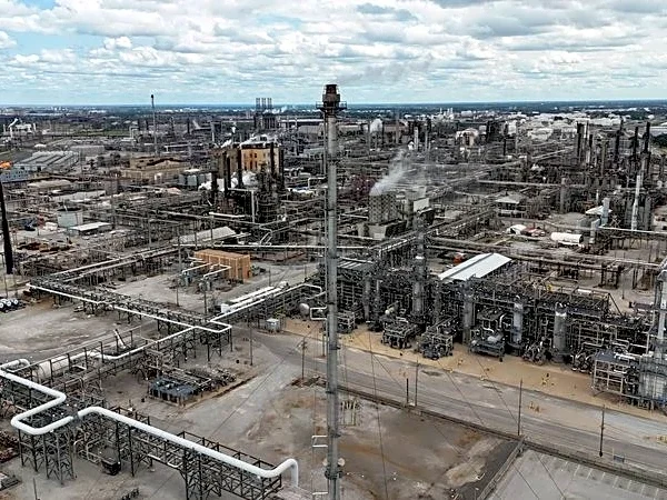 Big Oil’s new playbook: How BP's US refinery lockout signals a shift in corporate labor battles