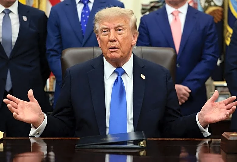 Trump says Britain 'on the edge of disaster,' citing immigration and energy concerns