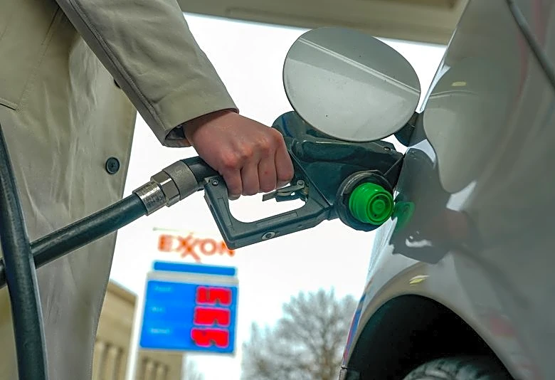 US diesel prices hit record high as conflicts intensify supply crunch