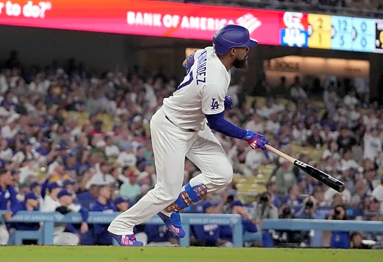 Teoscar Hernandez's walk-off 2-run double lifts Dodgers past Cardinals