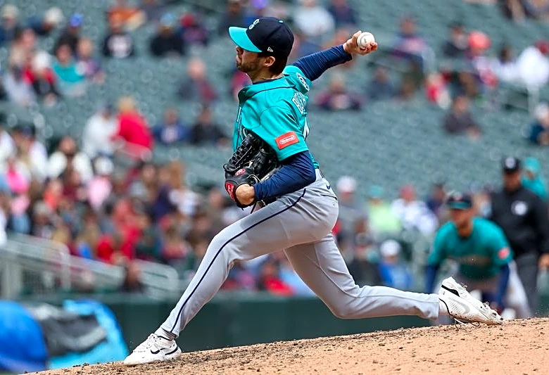 Mariners' Matt Brash out for season with lat inflammation