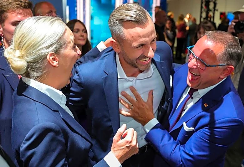 Far-right AfD wins historic victory in German state election