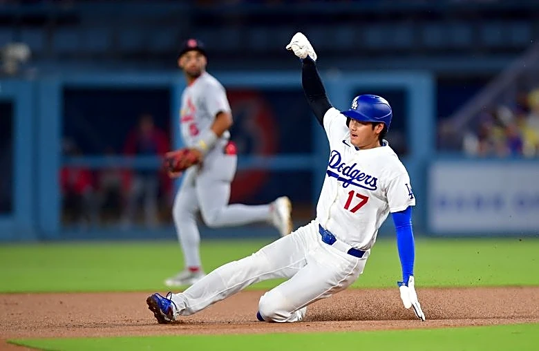 Dodgers' Shohei Ohtani not in lineup for 4th straight game, may return Monday