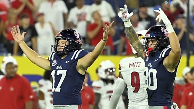 Top 25 roundup: No. 9 Ole Miss scores on final play to edge No. 24 Louisville