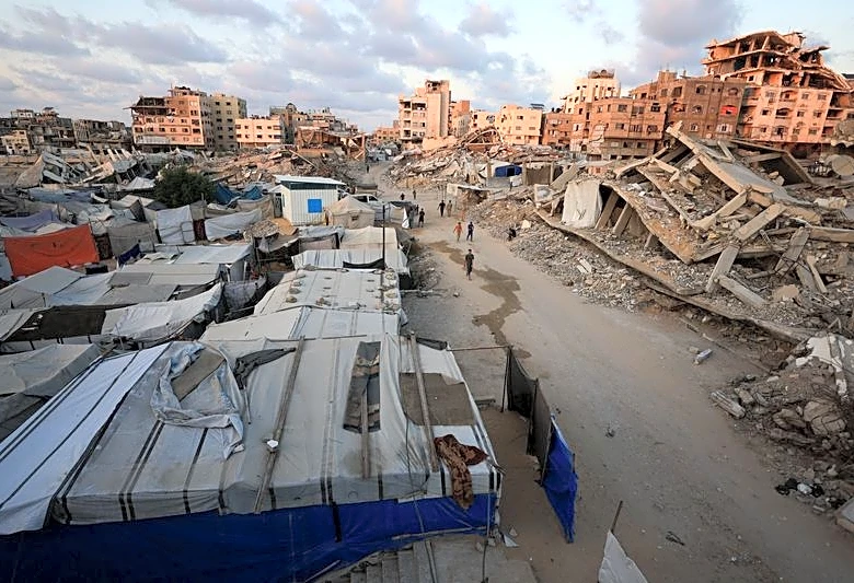 Israeli clearance of Gaza rubble could destroy 'evidence', says UN expert