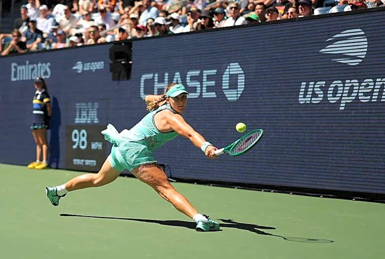 Tennis-Andreeva extends deepest US Open run into quarters