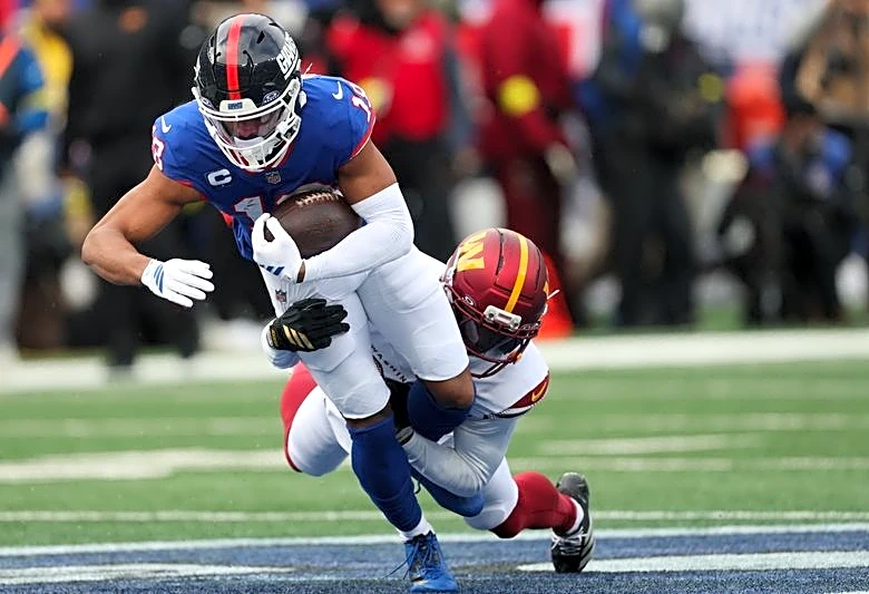Giants release longtime starting WR Darius Slayton