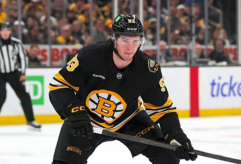 Bruins F Fraser Minten signs 7-year, $50.4M extension