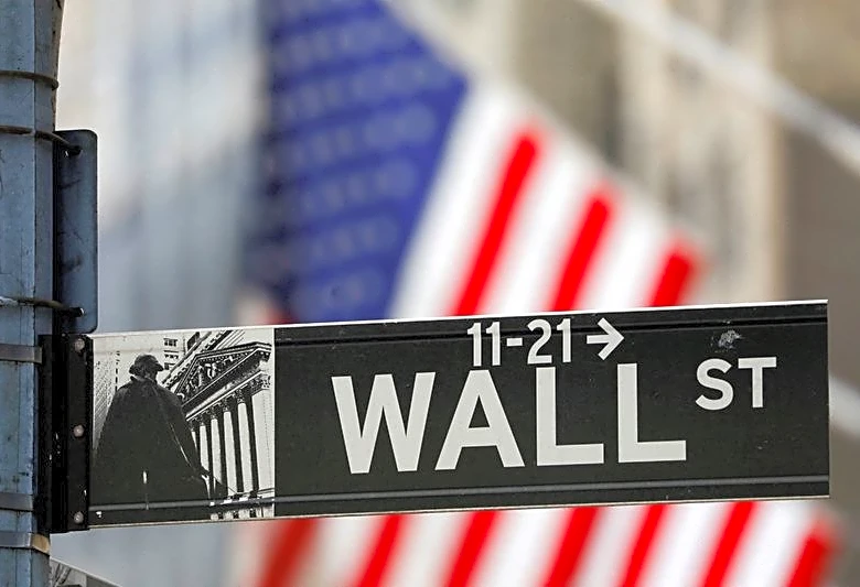 Analysis-Fearless US stock market vulnerable to shocks as midterms loom