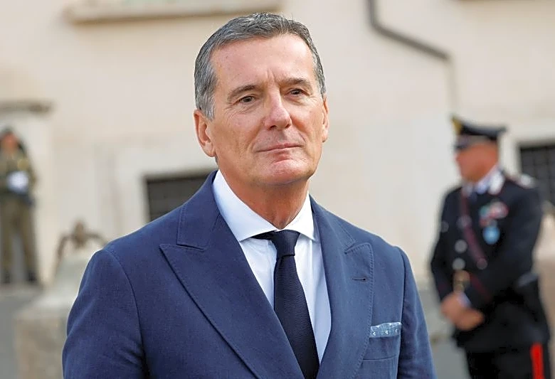 EssilorLuxottica board backs CEO Milleri after criticism from Del Vecchio heir