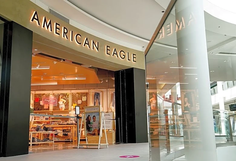 American Eagle sticks to annual sales forecast again, shares slump