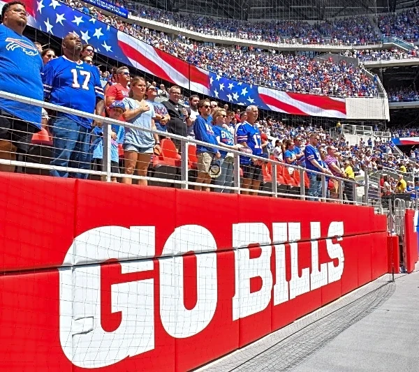 NFL's Buffalo Bills to present Canadian and US anthems at season opener