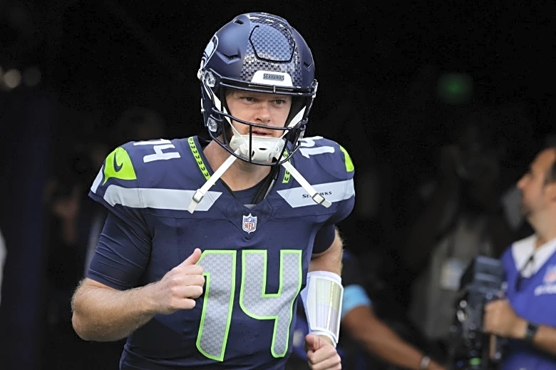 Seahawks encouraged about QB Sam Darnold's condition, but MRI to come