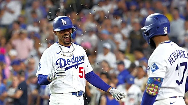 Dodgers demolish Reds to complete sweep, run winning streak to 7 games
