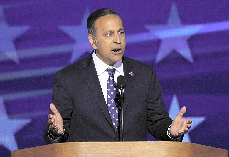 House Democrat urges US action over sleeping Tesla drivers