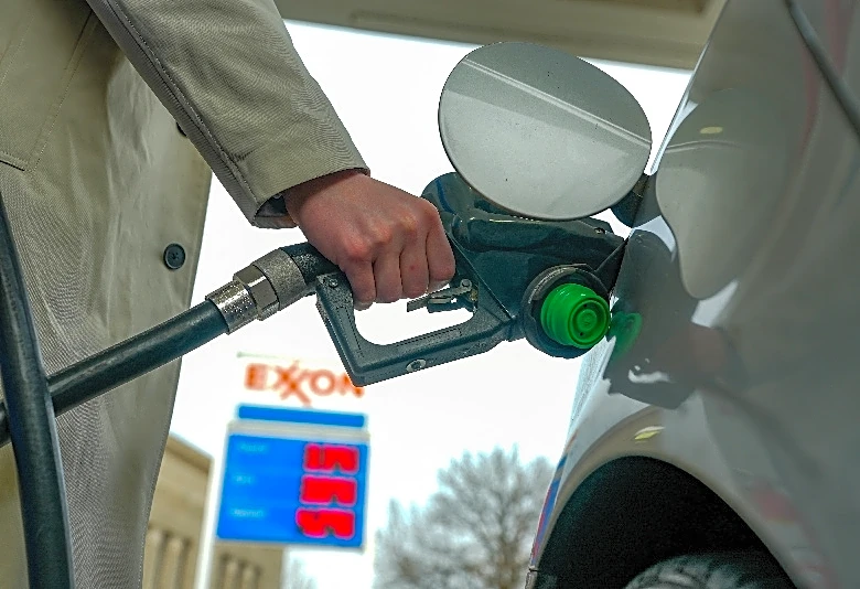 US average diesel price crosses $6 a gallon for the first time, GasBuddy says