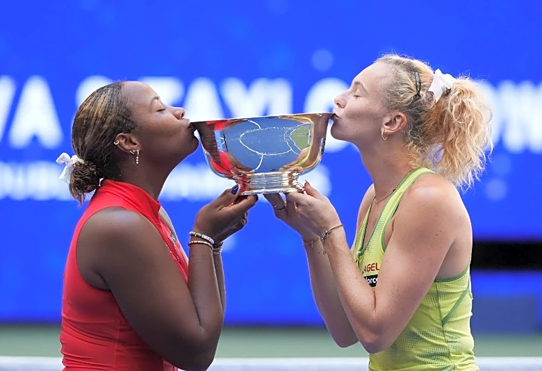 Tennis-Siniakova and Townsend complete team career Grand Slam at US Open