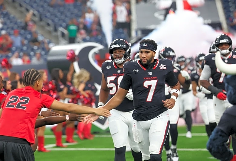 C.J. Stroud, Texans reportedly table contract talks for 2026