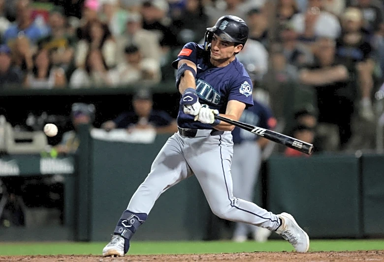 MLB roundup: Mariners clobber A's by franchise-record 18 runs