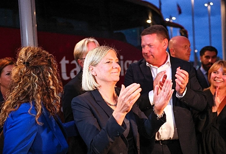 Centre-left bloc leads in Swedish vote, polls show