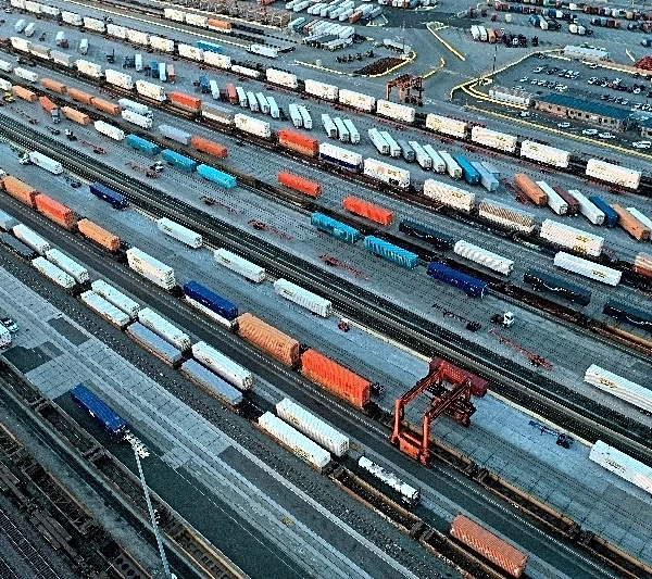 Analysis-US rail fuel surcharges on grain hit record highs, squeezing farmers in harvest season