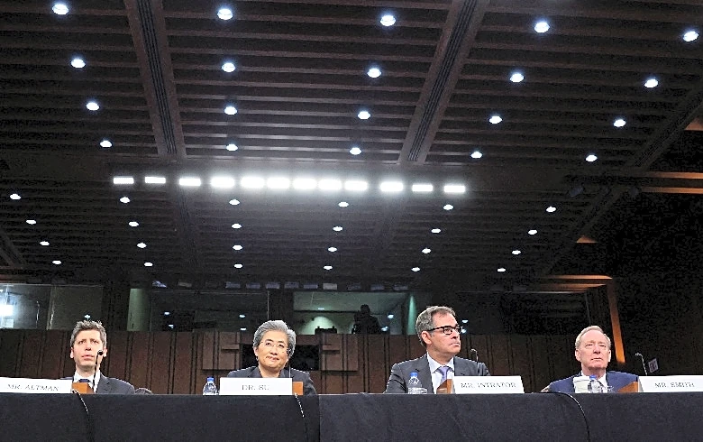 US senators weigh requiring AI giants to commit to preventing catastrophe