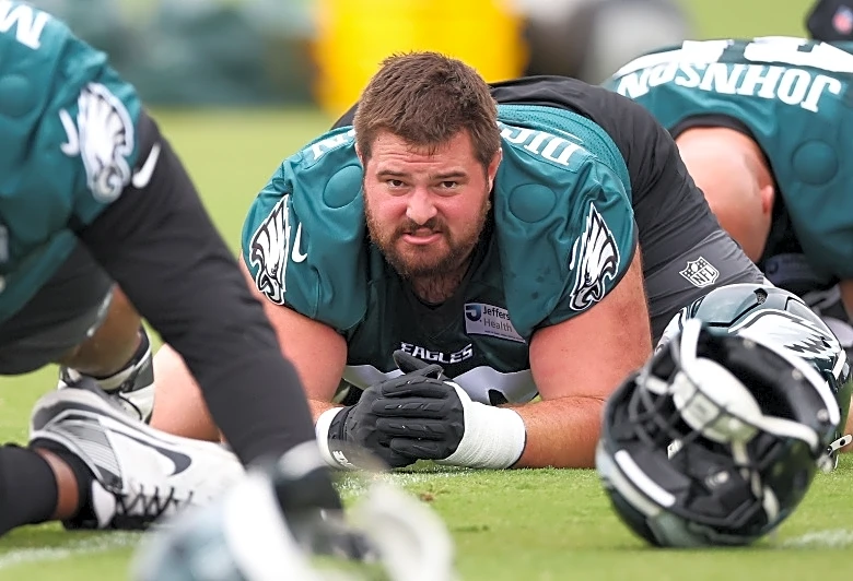 Report: Eagles place LG Landon Dickerson on IR