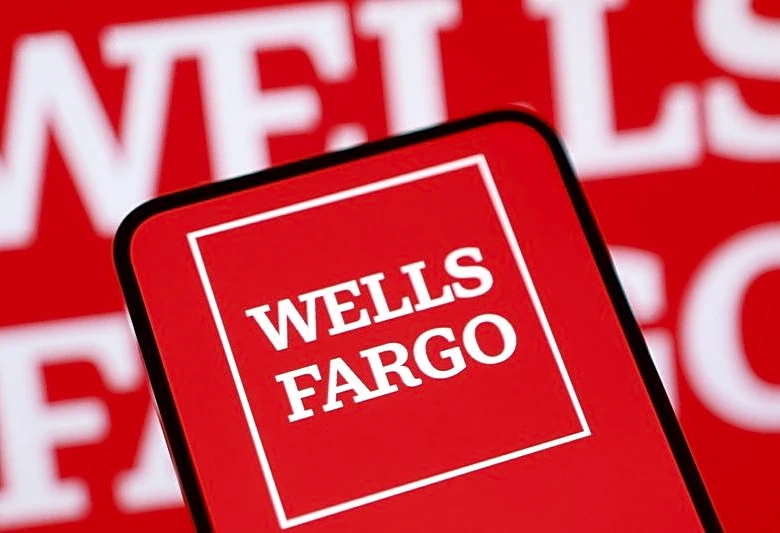 Wells Fargo trims S&P 500 index's year-end target to 7,700