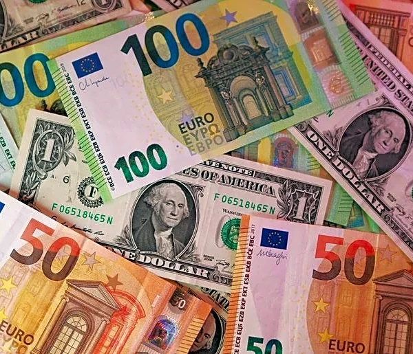 Global bond yields hit fresh highs, raising stakes for big borrowers