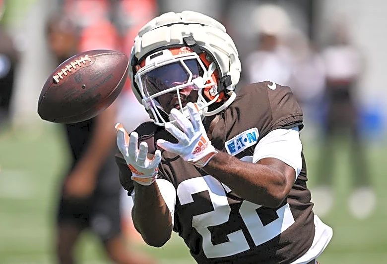 Browns place RB Dylan Sampson (knee) on injured reserve