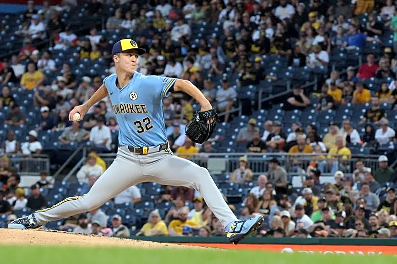 MLB roundup: Jacob Misiorowski, Brewers seal NL Central title