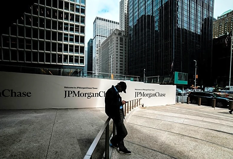 US banks raise prime rate after Fed decision