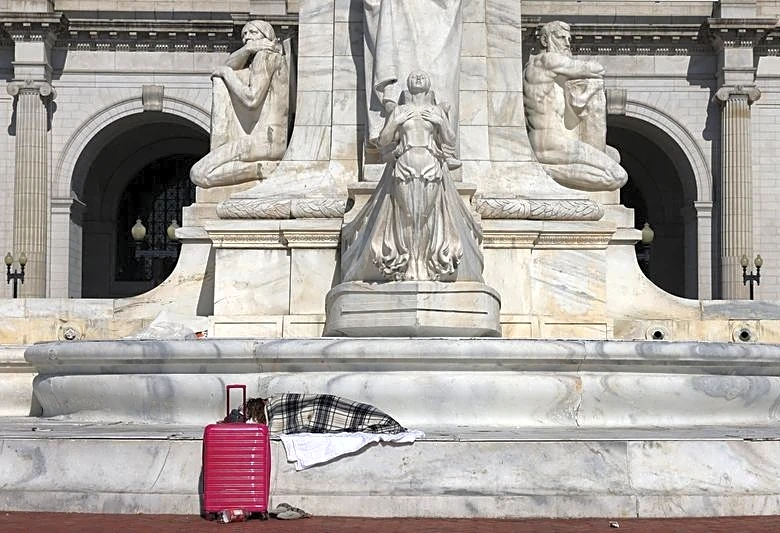 Trump administration can proceed with homelessness program overhaul, US court rules