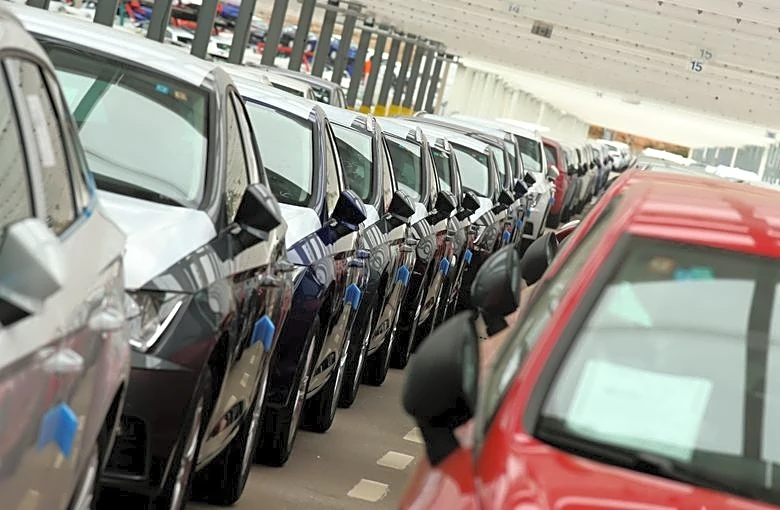 Analysis-Volkswagen's Seat on the brink as Chinese rivals gain ground