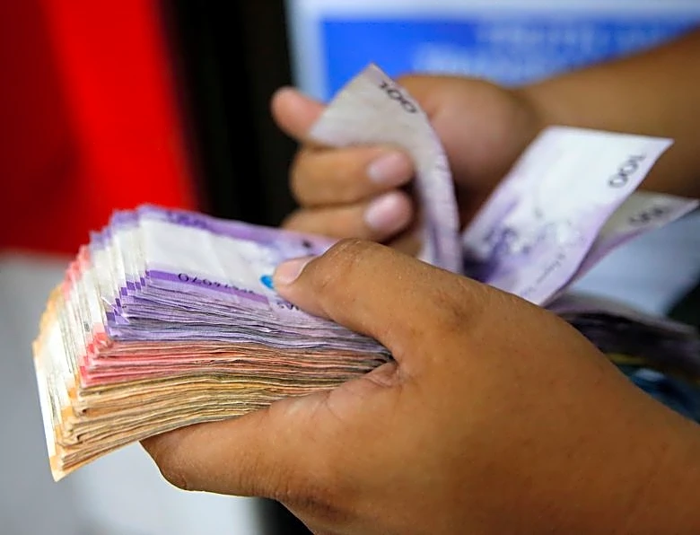 Dollar's allure, oil surge fan bearish bets on emerging Asian currencies: Reuters poll