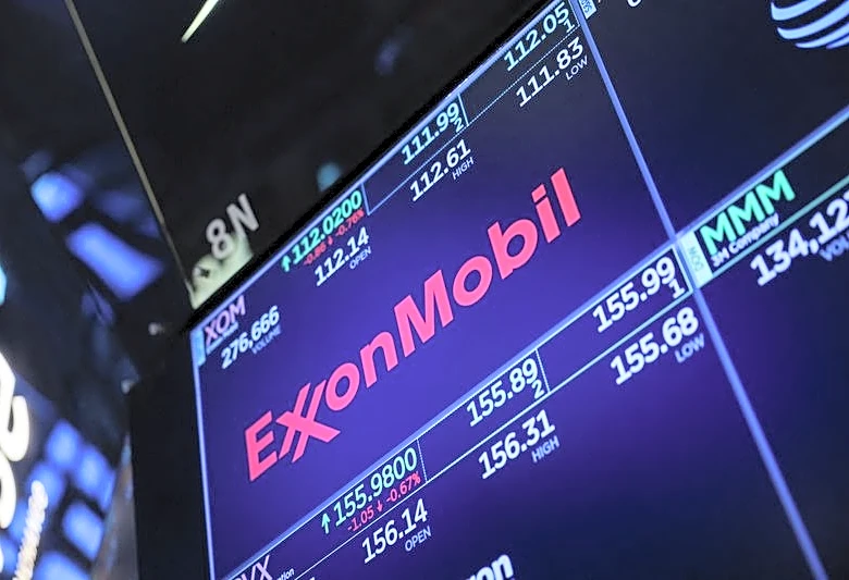 Floodwater overwhelmed pump at Exxon Mobil's Joliet, Illinois refinery; facility remains offline following outage