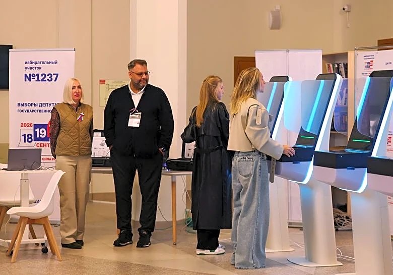 Russians vote in election that Putin sees as barometer of public support for his war in Ukraine