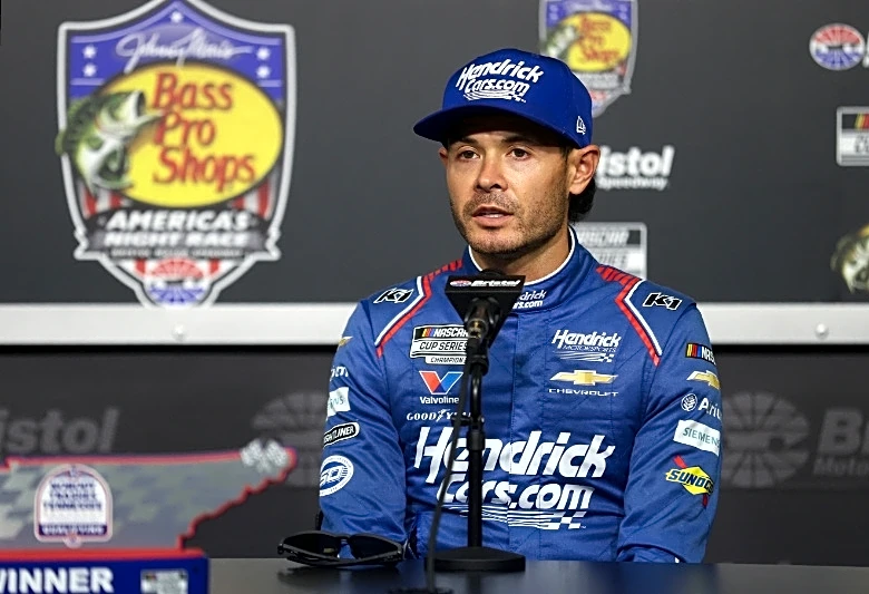 Canceled qualifying puts Kyle Larson on pole for Bristol Night Race