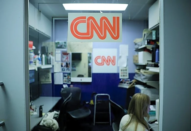 White House turns away CNN, MS NOW, Politico reporters after Trump's ban
