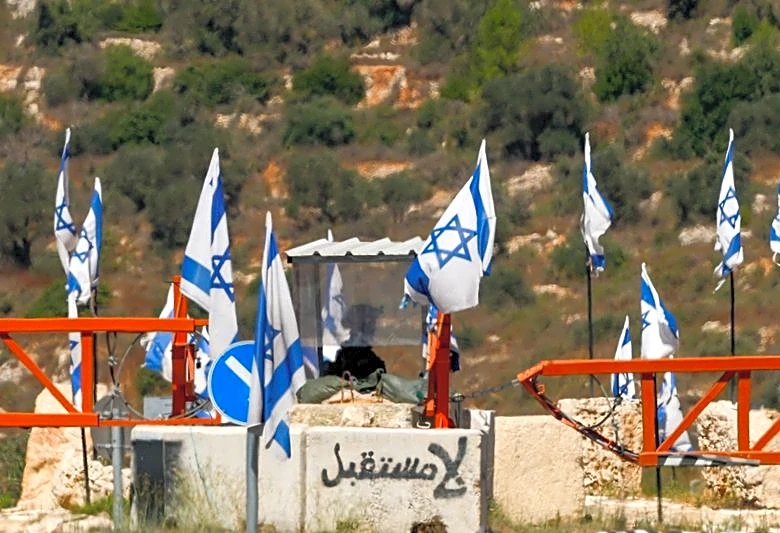 Palestinian gunman shoots dead Israeli in the West Bank, soldiers kill motorist