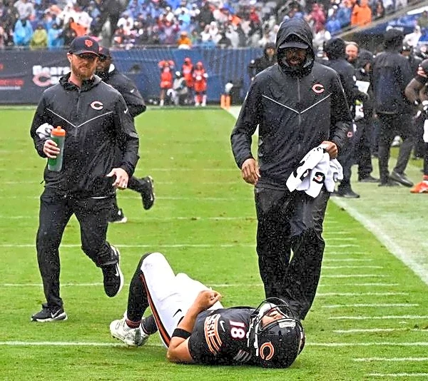 NFL-Williams and Daniels, top two picks from 2024 NFL Draft, carted off with injuries