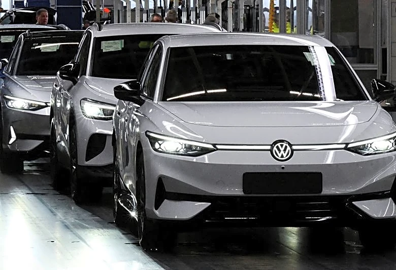 German auto workers stage protests as Volkswagen profit warning rocks sector