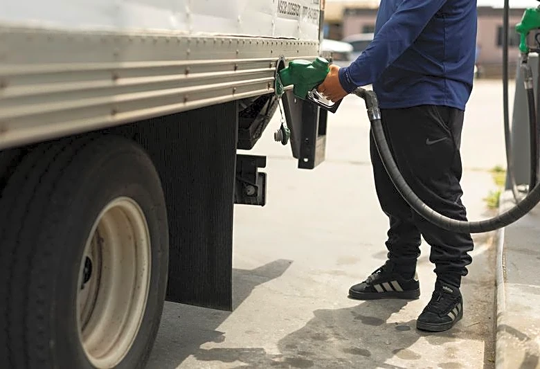 Analysis-Global diesel shortage likely to last into 2027 as storage tanks drain
