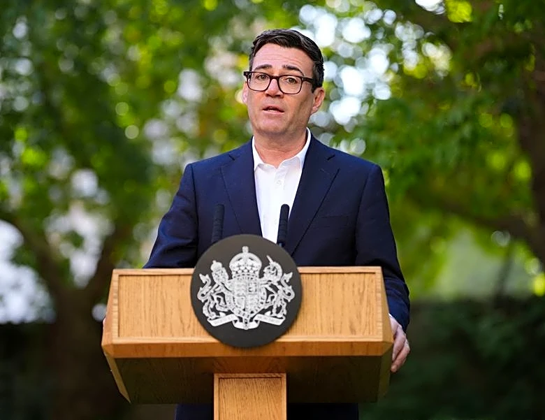 British PM Andy Burnham seeks resolution to dispute over Diego Garcia base
